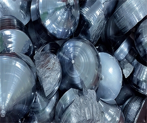 標題：單晶硅頭料
瀏覽次數(shù)：264
發(fā)表時間：2025-05-28